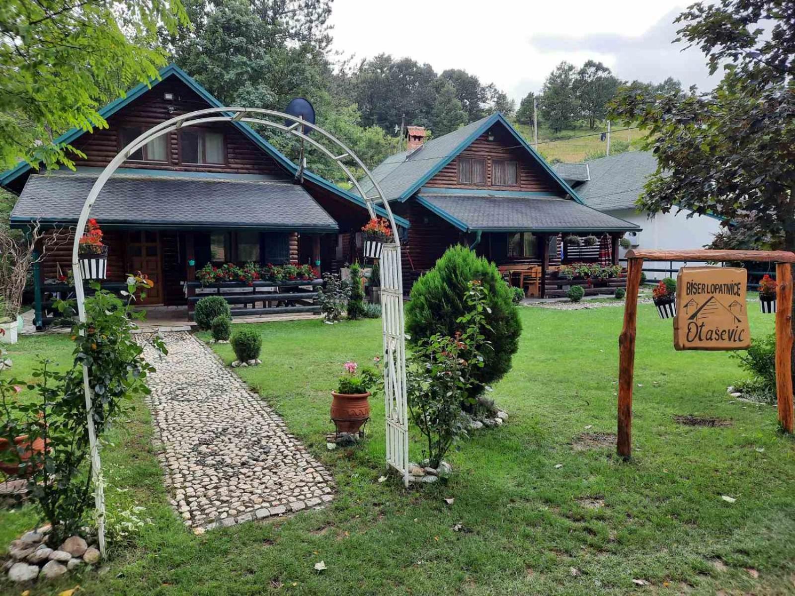 Holiday Homes Biser Lopatnice Lopatnica Bagian luar foto