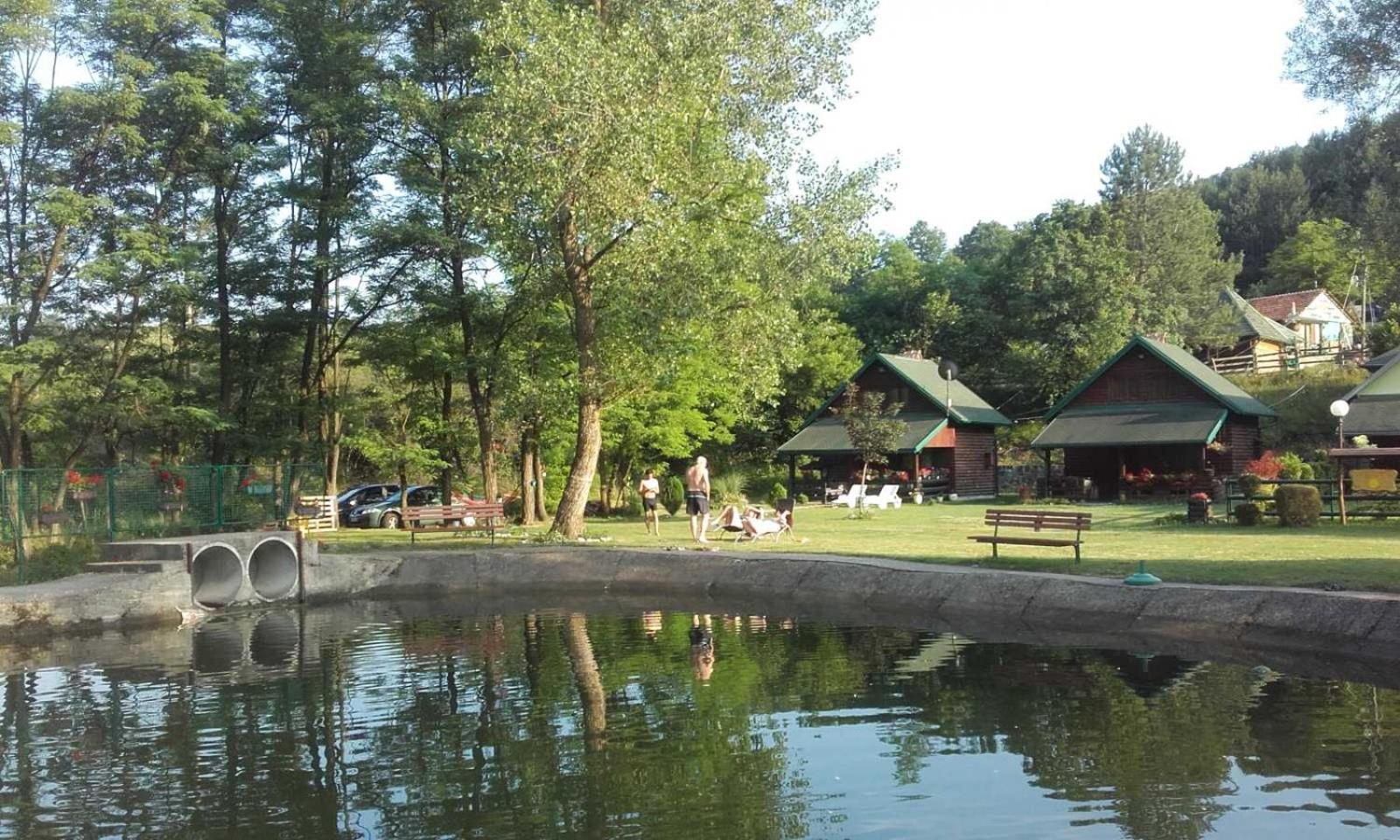 Holiday Homes Biser Lopatnice Lopatnica Bagian luar foto