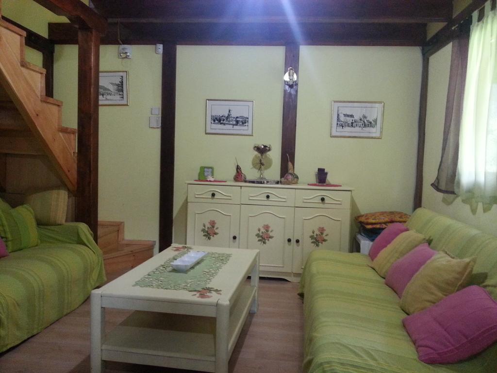 Holiday Homes Biser Lopatnice Lopatnica Bagian luar foto