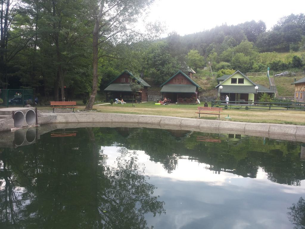 Holiday Homes Biser Lopatnice Lopatnica Bagian luar foto
