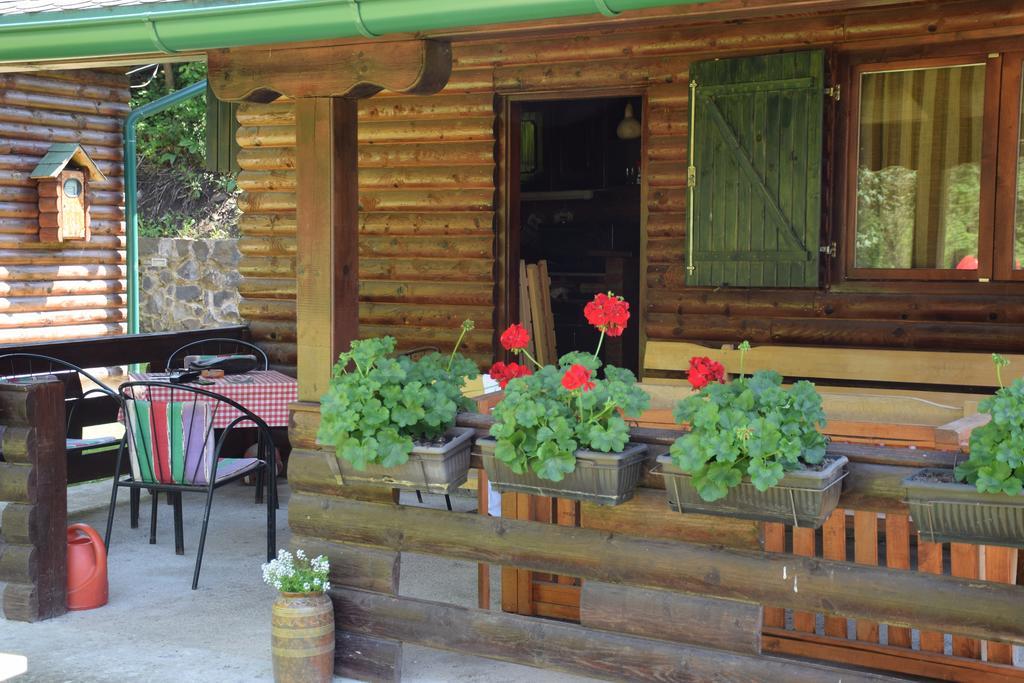 Holiday Homes Biser Lopatnice Lopatnica Bagian luar foto