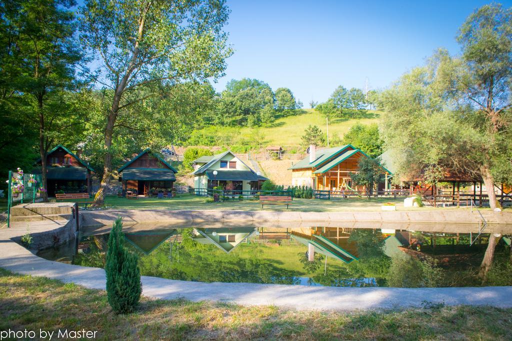 Holiday Homes Biser Lopatnice Lopatnica Bagian luar foto