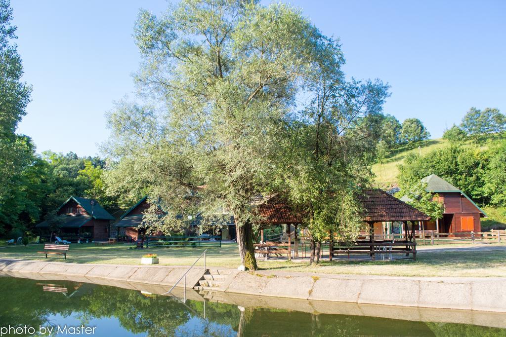 Holiday Homes Biser Lopatnice Lopatnica Bagian luar foto